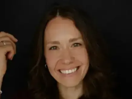 AWAQE meets Nina Sonnhalter